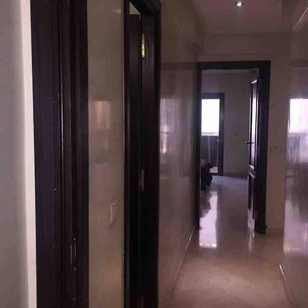 Appartement Tout Confort Avec Possibilite Transport Aeroport Marrakesh Bagian luar foto