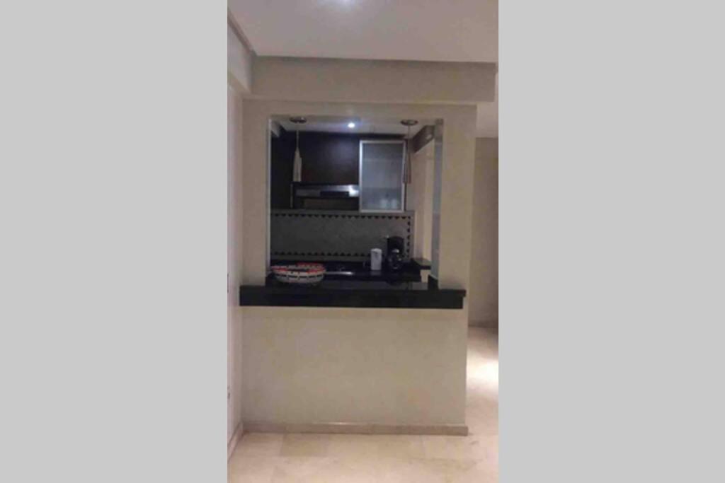 Appartement Tout Confort Avec Possibilite Transport Aeroport Marrakesh Bagian luar foto